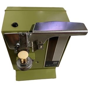 Vintage Waring Automatic Can Opener Avocado Green